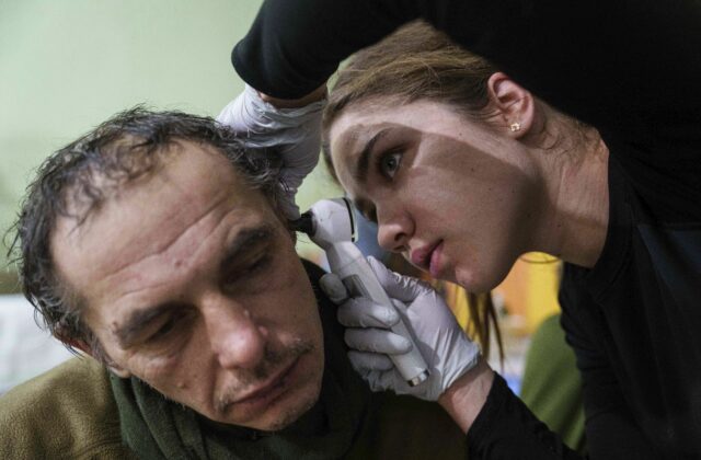 Rusi zintenzívňujú útoky na ukrajinské&hellip;