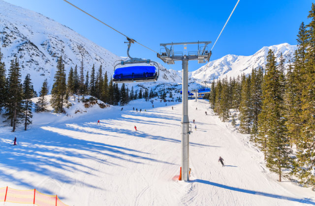 Na zimu sa vo Vysokých Tatrách pripravujú lyžiarske strediská aj hotely, niektoré hlásia zvýšený&hellip;