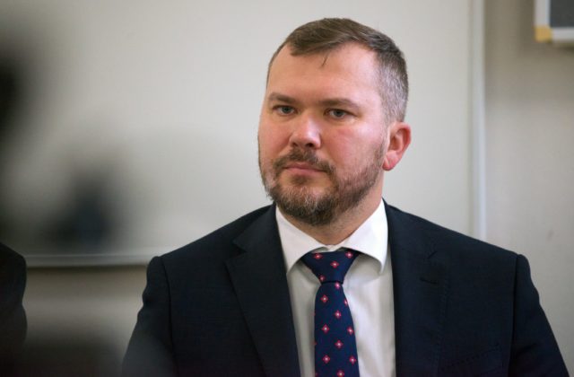 Pri reorganizácii NAKA bol personálnymi rozkazmi porušený zákon, KDH žiada o vyvodenie disciplinárnej zodpovednosti…