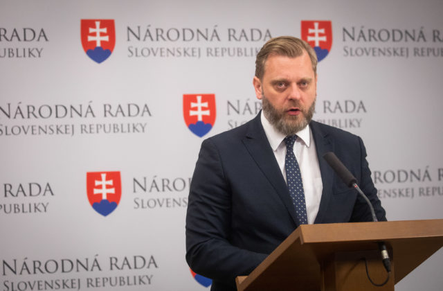 S čím ide Fico do Číny? Liberáli vyzvali premiéra, aby jasne prezentoval zámery zahraničnej…
