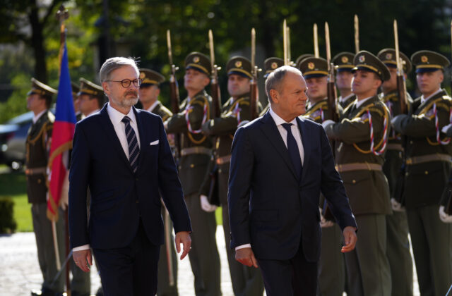 Fiala a Tusk vyzvali EÚ&hellip;