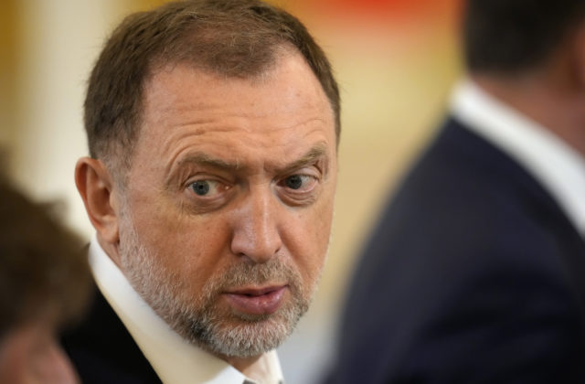 Ruský oligarcha Deripaska sa postavil proti Kremľu, vyzýva na nepodmienečné prímerie na Ukrajine