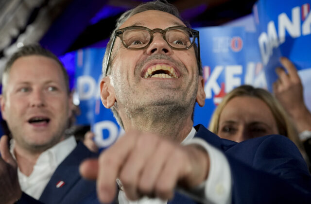 Rakúsky prezident poveril zostavením vlády&hellip;