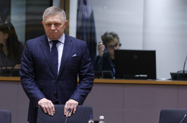 Naď obvinil Fica z nákupu falošných fanúšikov, na…