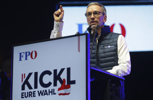 Parlamentné voľby podľa projekcie vyhrala&hellip;