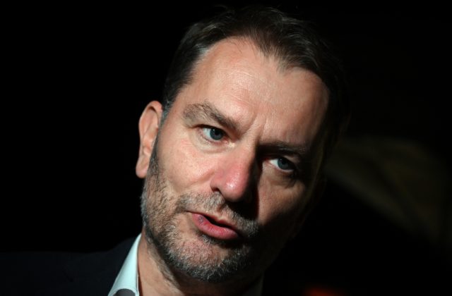 Matovič: Vláda zoberie každému človeku 500 eur z peňaženky, ale sebe navýšila platy o&hellip;