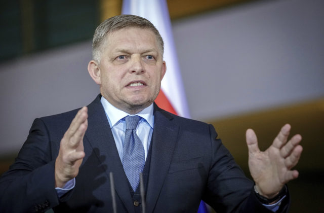 Fico má Zelenského plné zuby. Chodí po Európe, len žobre a vydiera, vyhlásil – FOTO