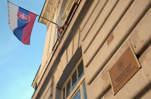 Súd sa bude opätovne zaoberať prípadom expolicajtov Žáčika a Bobockého, termín pojednávania je už&hellip;