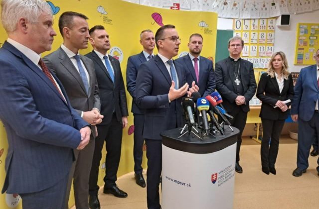 Monitoring odhalil alarmujúce údaje, situáciu detí z rómskych…