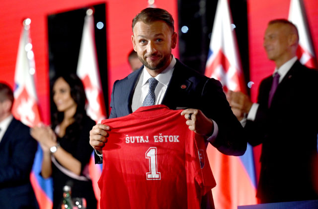 Koalícia bude po vylúčení poslancov Hlasu čeliť ešte…