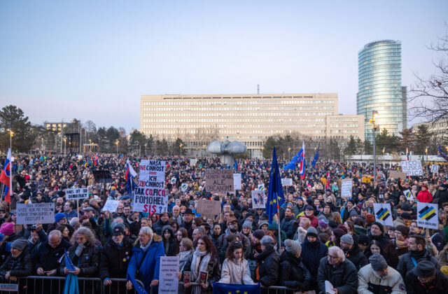 Petra Vlhová, Martin Pospíšil či Ondrej Duda. Protestné…