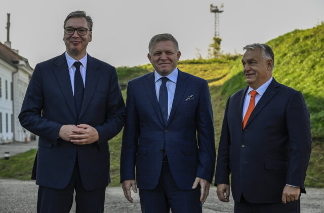 Fico sa v Novej pevnosti stretol s Orbánom a Vučičom, zhodli sa v otázkach&hellip;