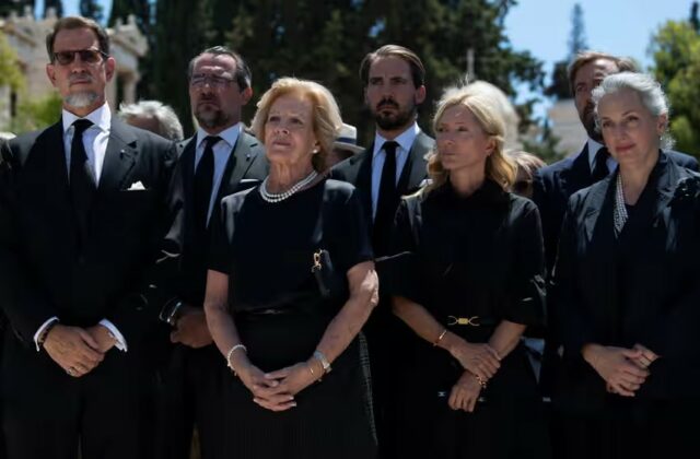 Bývalá grécka kráľovská rodina sa&hellip;