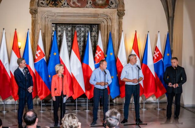Fico odletel do Poľska, stretol sa s von der Leyenovou a premiérmi krajín zasiahnutých…
