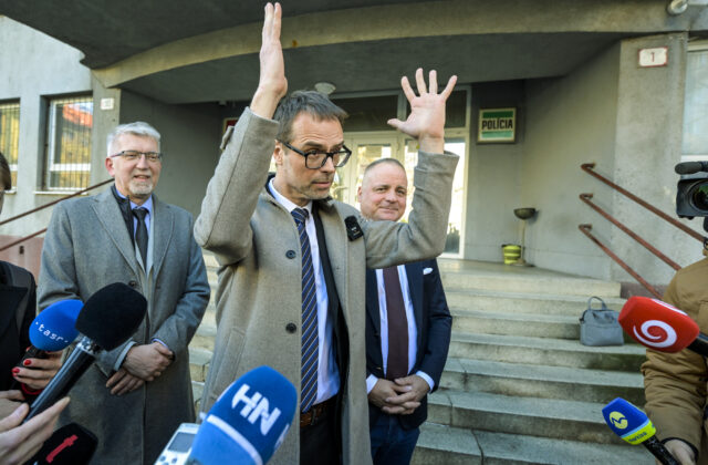 Szalay vypovedal na polícii o očkovaní proti COVID-19,…