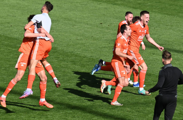 Futbalisti Ružomberka boli stopercentne efektívni a postúpili. Pískanie na konci sme si zaslúžili, hovorí…