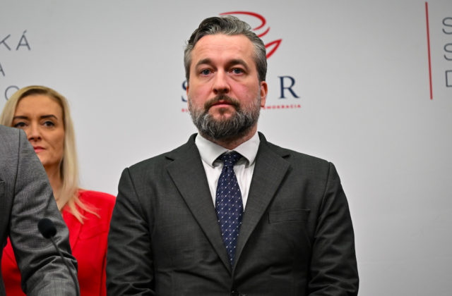 Blahove šance na nadviazanie mierového dialógu s Ruskom boli a sú minimálne, politológ hovorí&hellip;