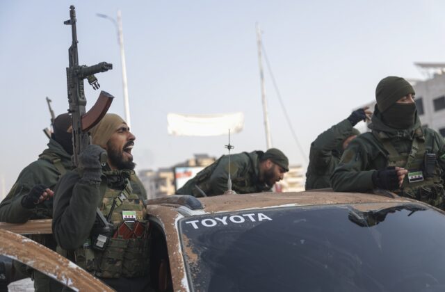 Sýrski povstalci dosiahli predmestie Damask,&hellip;