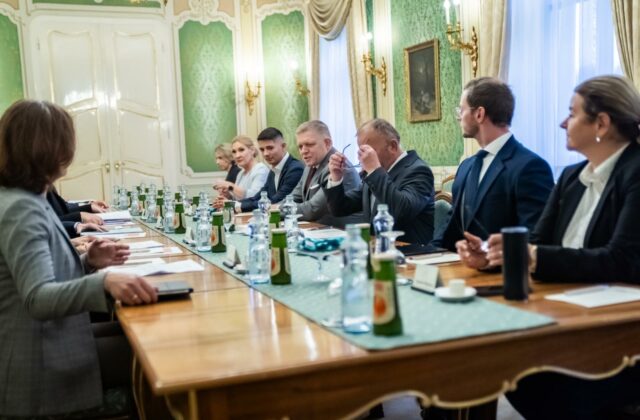 Fico diskutoval s predstaviteľmi GRECO o korupcii, kritizoval predchádzajúcu vládu za zneužívanie trestného práva&hellip;