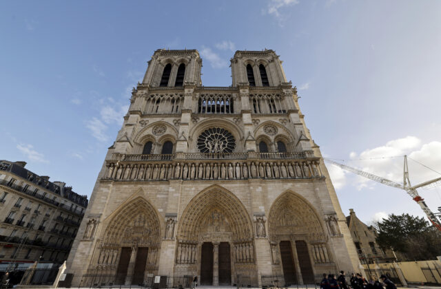 Ministerka kultúry Šimkovičová sa zúčastnila znovuotvorenia katedrály Notre-Dame…
