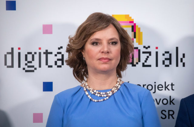 Remišová kritizuje rezort kultúry pre zmluvu na strážne služby, od Šimkovičovej žiada vysvetlenie