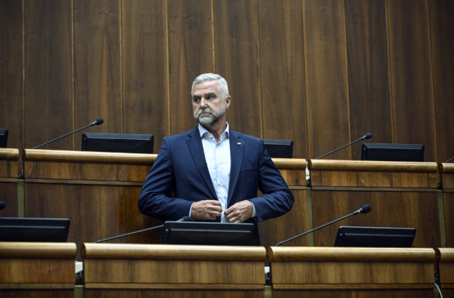 Gašpar by si vedel predstaviť, že by sa novým šéfom parlamentu stal Šutaj Eštok.&hellip;