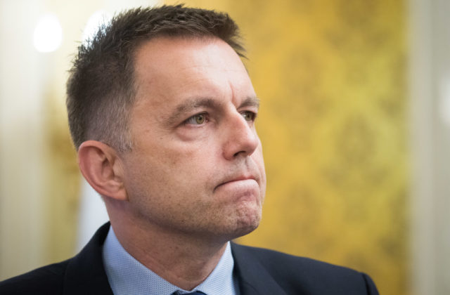 Sudca zrušil pojednávanie s Kažimírom, o zastavení stíhania sa zatiaľ nerozhodne