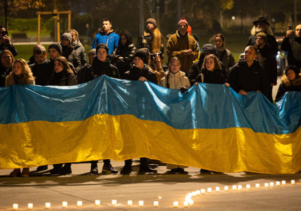 Tretie výročie ruskej invázie na Ukrajinu si Slovensko pripomenie premietaním filmov i pochodom solidarity – VIDEO