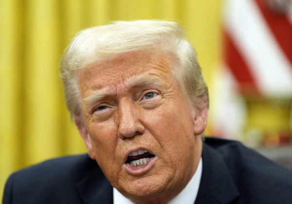 Trump varuje pred peklom v Gaze, ak do soboty neprepustia všetkých rukojemníkov