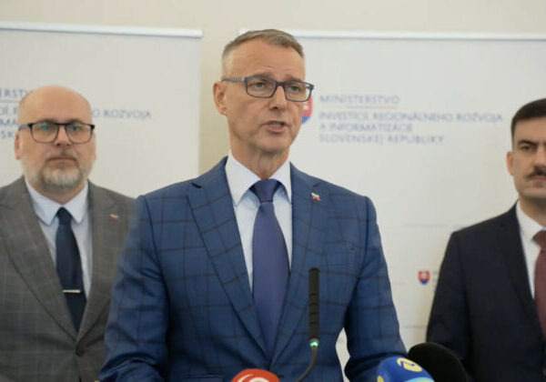 Tisíce nevyužitých budov a areálov dostanú druhú šancu. Rašiho ministerstvo začína s mapovaním brownfieldov – VIDEO