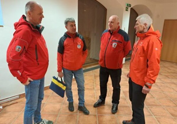 Dobrovoľní horskí záchranári bijú na poplach, nový zákon o Horskej záchrannej službe ich môže odstaviť – VIDEO