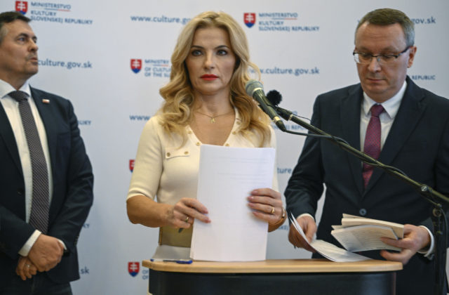 Zamestnanci literárneho centra podali ďalšiu sťažnosť na Murína,…