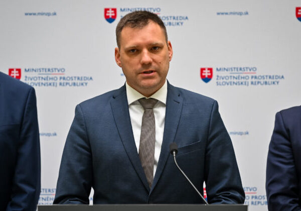 Taraba zvýšil pomoc v programe Obnov dom o 55 miliónov eur, vyvracia tvrdenia opozície o nedostatku prostriedkov