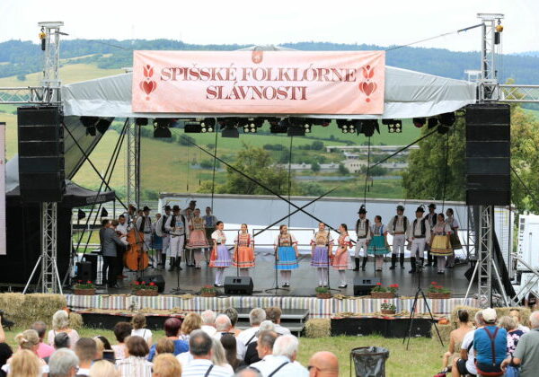Zo Spiša do Spiša. Spišské folklórne slávnosti sa sťahujú z Prešovského kraja do Košického kraja