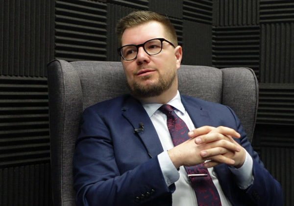 Šimko je presvedčený o tom, že táto vláda nemá alternatívu a vyjadril sa aj k Migaľovi a Šalitrošovi – VIDEO