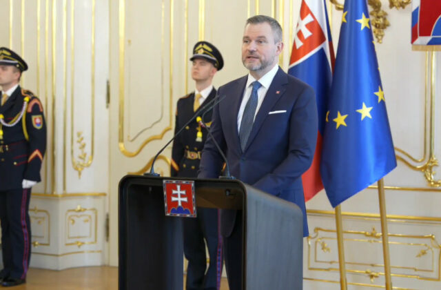 Prezident Pellegrini prijal laureátov ankety Vojenský čin roka.…