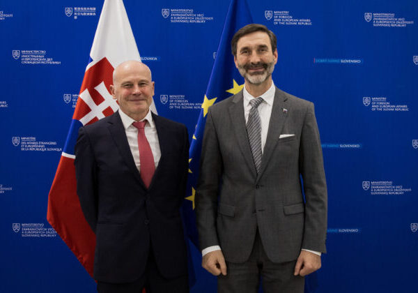 Novým veľvyslancom SR na Kube je Zdenek Rozhold, ktorý tu pôsobil už v minulosti