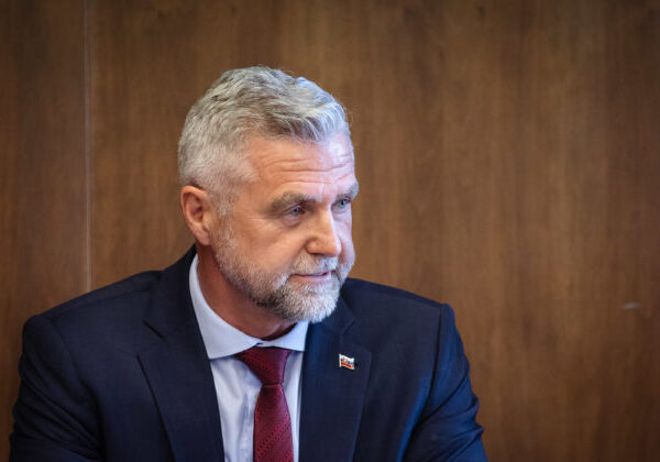 Republiku sa snažia prilepiť k Smeru, ale nikdy nezaznelo, že chceme vládnuť s Republikou, vraví Gašpar – VIDEO