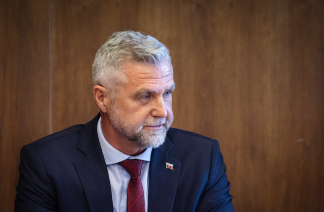 Republiku sa snažia prilepiť k Smeru, ale nikdy…