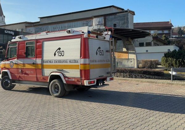 Gelnickí hasiči zachraňovali horiaceho človeka, prípad vyšetruje polícia – FOTO