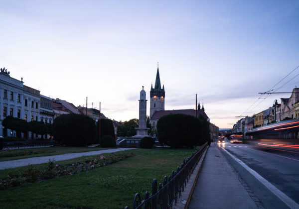 Prešovská radnica upozorňuje na zákaz vjazdu do pešej zóny na Hlavnej ulici, vlani zaznamenali takmer dvesto priestupkov