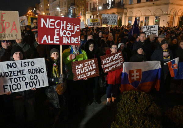 Účasť a vyjadrenie názoru na demonštráciách je legitímne. Hlavná téma protestov však podľa ministra práce neexistuje