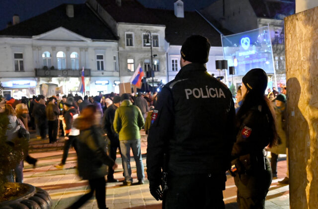 Polícia dohliadne na bezpečný a pokojný priebeh verejných…