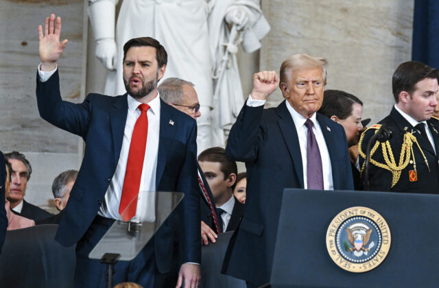 Trump a Vance robia Putinovu špinavú prácu, vyhlásili…