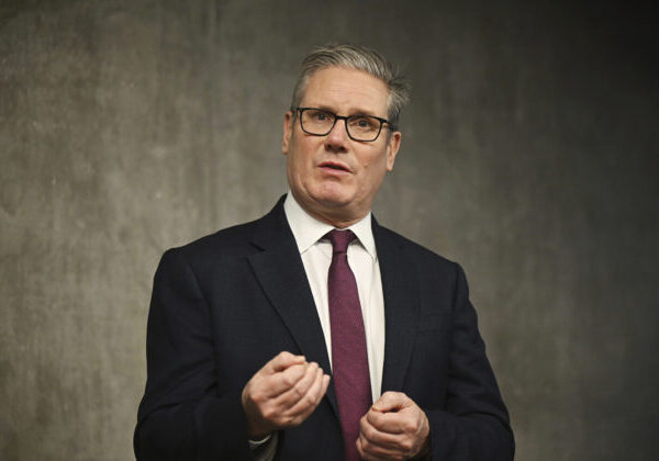 Európa sa musí pripraviť na možný odchod Spojených štátov síl a prevziať väčšiu úlohu v NATO, myslí si Starmer