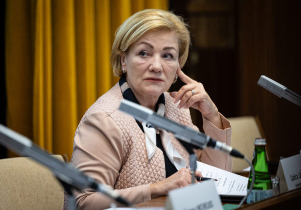 Laššáková nahradila vylúčeného Migaľa ako podpredsedníčka poslaneckého klubu Hlasu