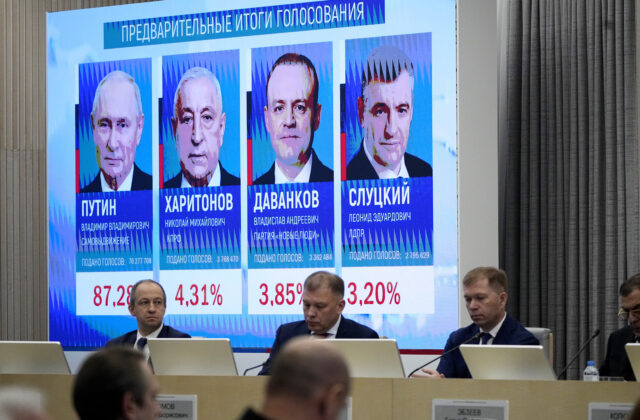 Zelenskyj je podľa Trumpa diktátor, ktorý odmieta voľby