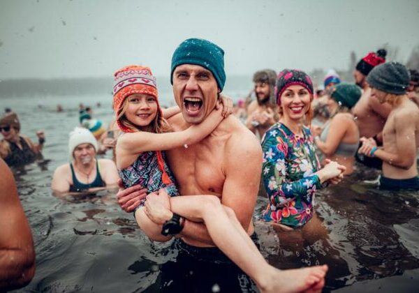 Hľadáte elixír mladosti? Skúste otužovanie a poďte spoločne lámať ľady aj svetové rekordy!