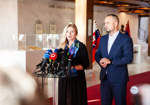 Rezort vnútra podľa KDH škrtá počty hasičov v nočných službách, ministerstvo argumentuje štatistikami a dočasnosťou opatrenia