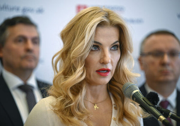 Moralisti dnes pokrytecky moralizujú. Šimkovičová reagovala na psychiatrov a tvrdí, že politická korektnosť nás zahubí